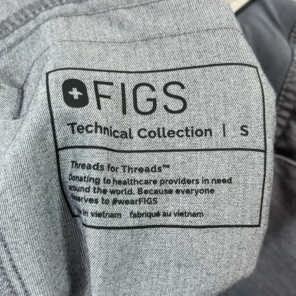 FIGS Axim Cargo Pant Graphite Grey size Small Medical‎ Scrubs